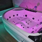 Buenavista Con Jacuzzi Y Jardín Privado En Att-cc-0608 * Abadia