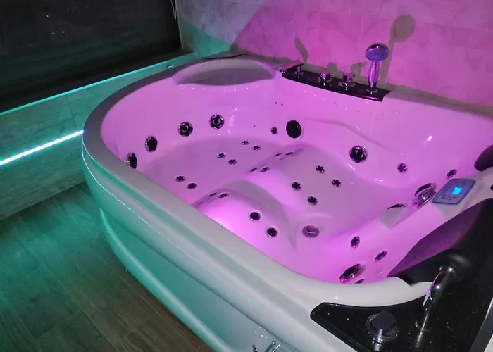 Buenavista Con Jacuzzi Y Jardin Privado En Att-cc-0608 * Абадья